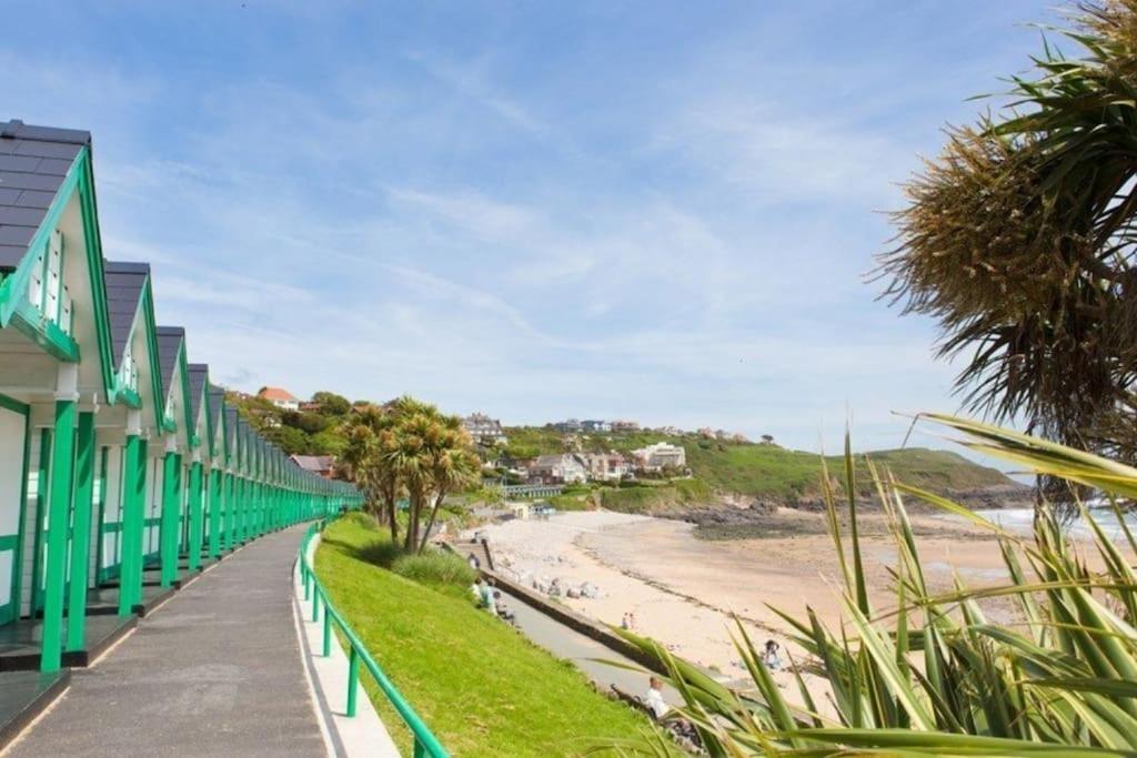 Mumbles - Modern Apartment With Panoramic Sea Views Oystermouth Exterior photo