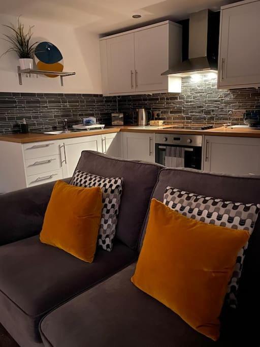 Mumbles - Modern Apartment With Panoramic Sea Views Oystermouth Exterior photo